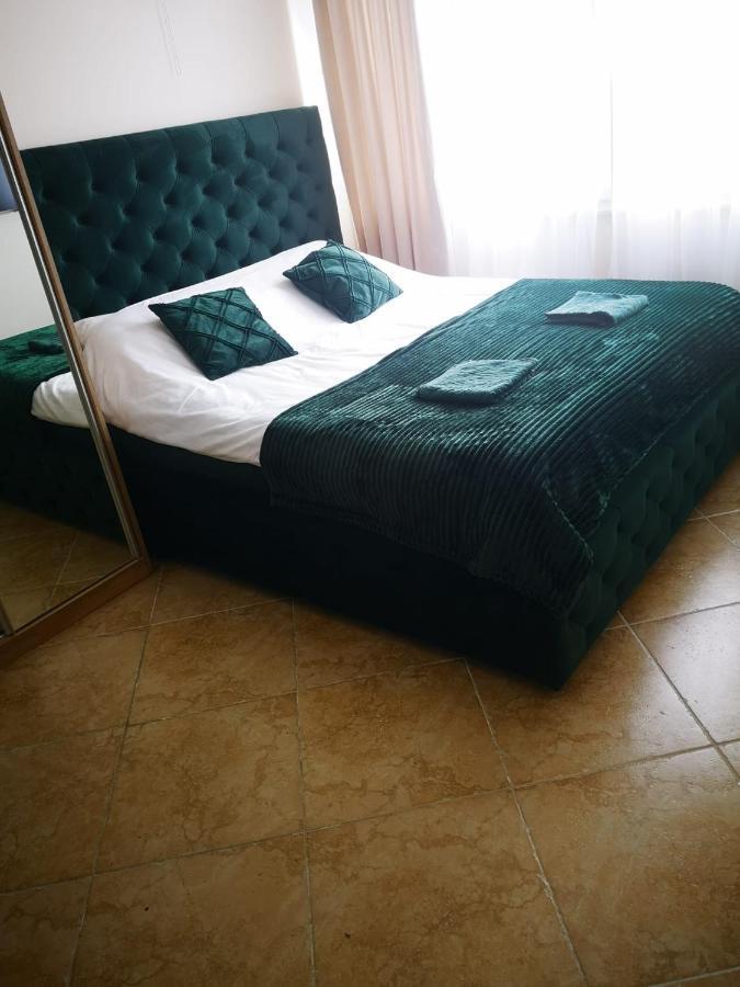 Riviera Deluxe Apartments Vlorë 외부 사진