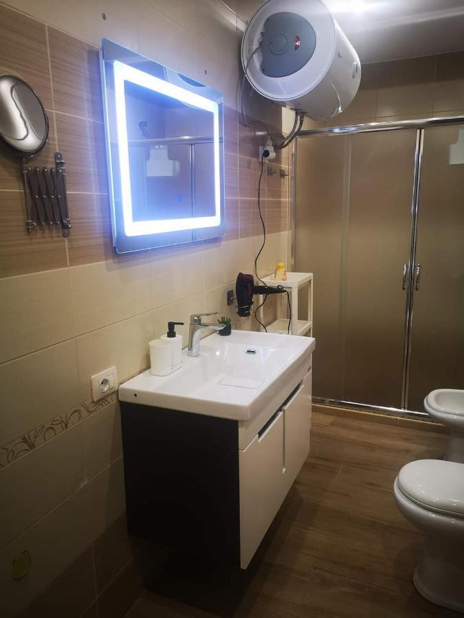 Riviera Deluxe Apartments Vlorë 외부 사진